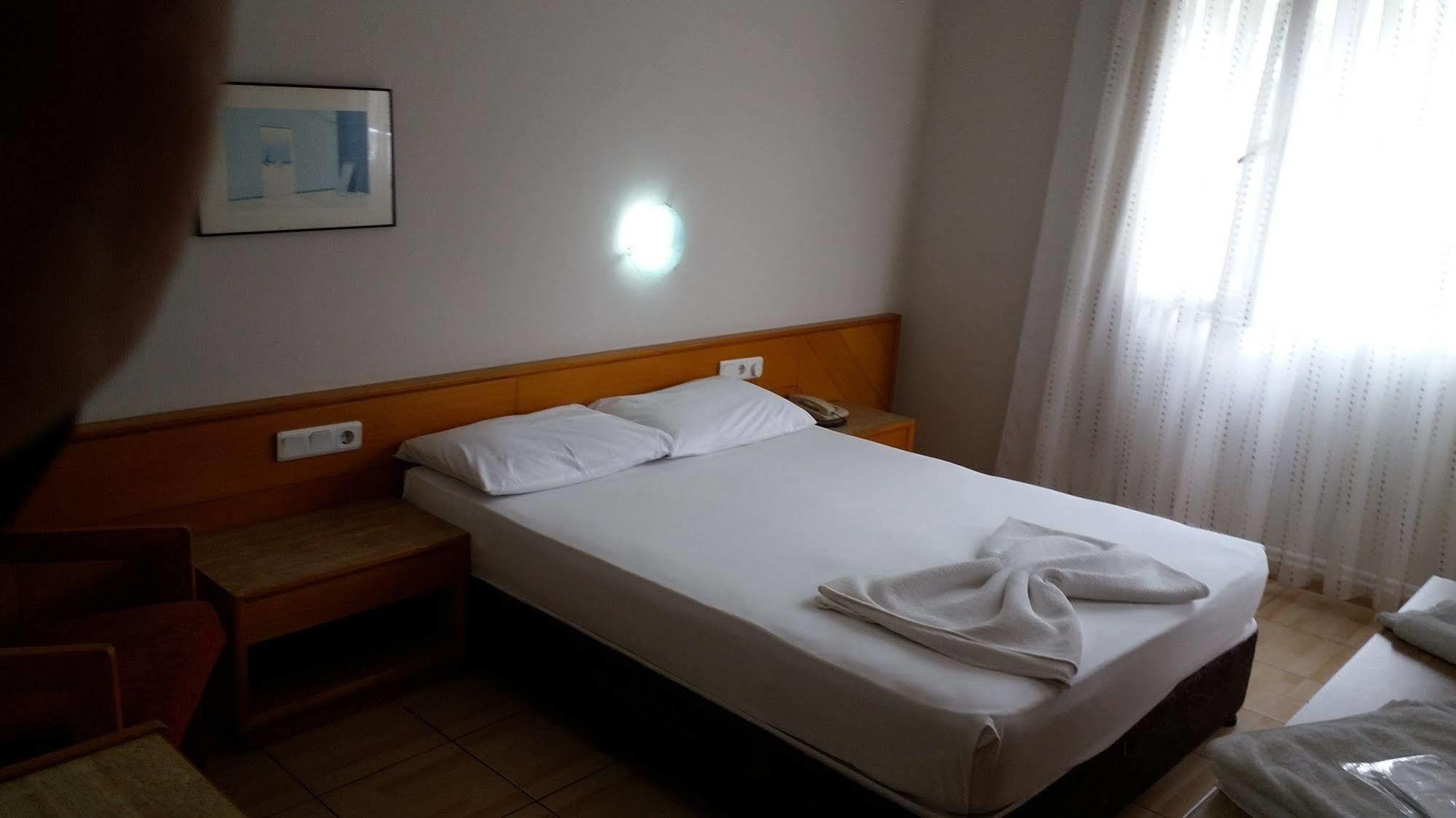 Isinda Hotel Antalya Buitenkant foto