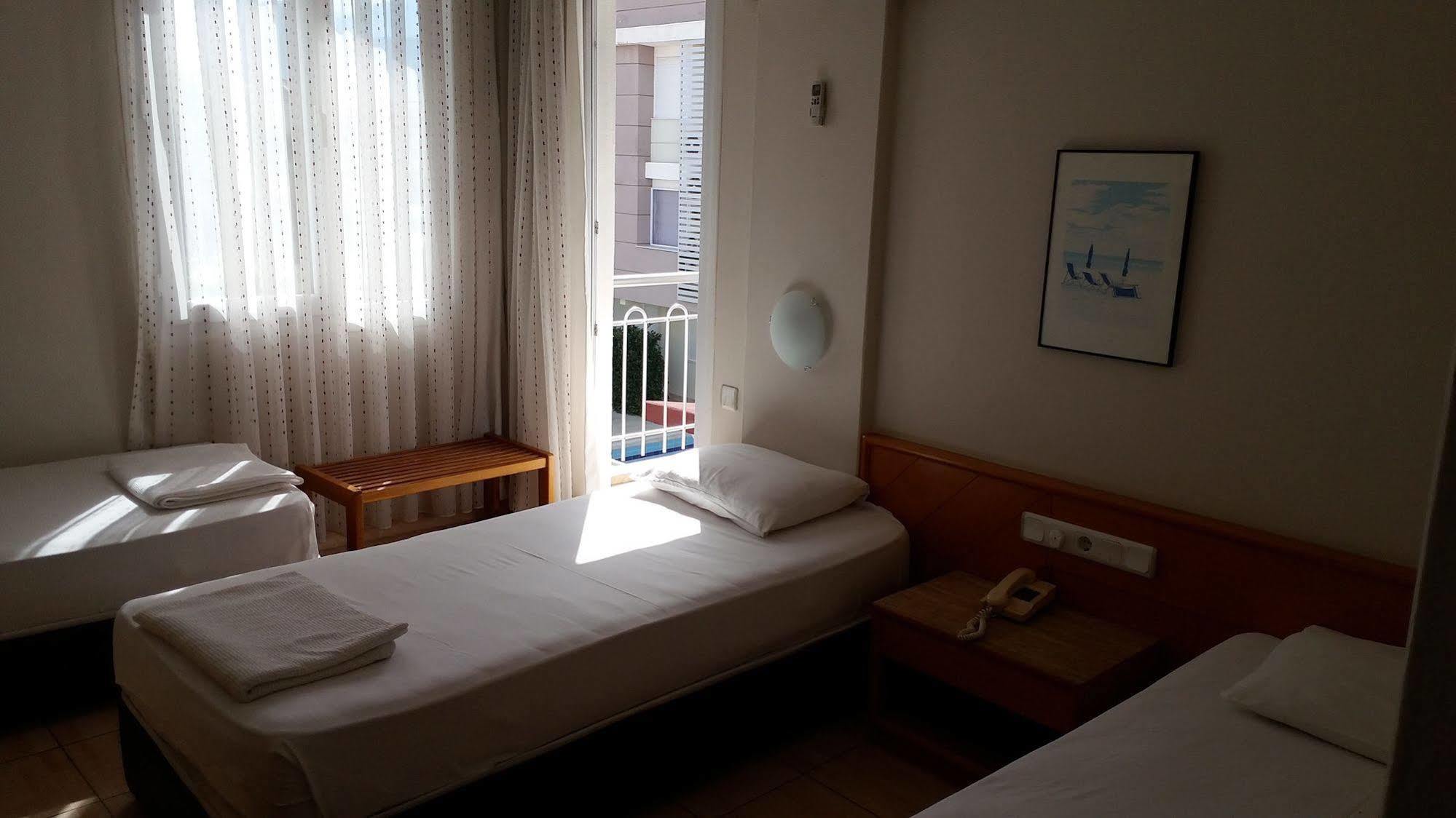 Isinda Hotel Antalya Buitenkant foto