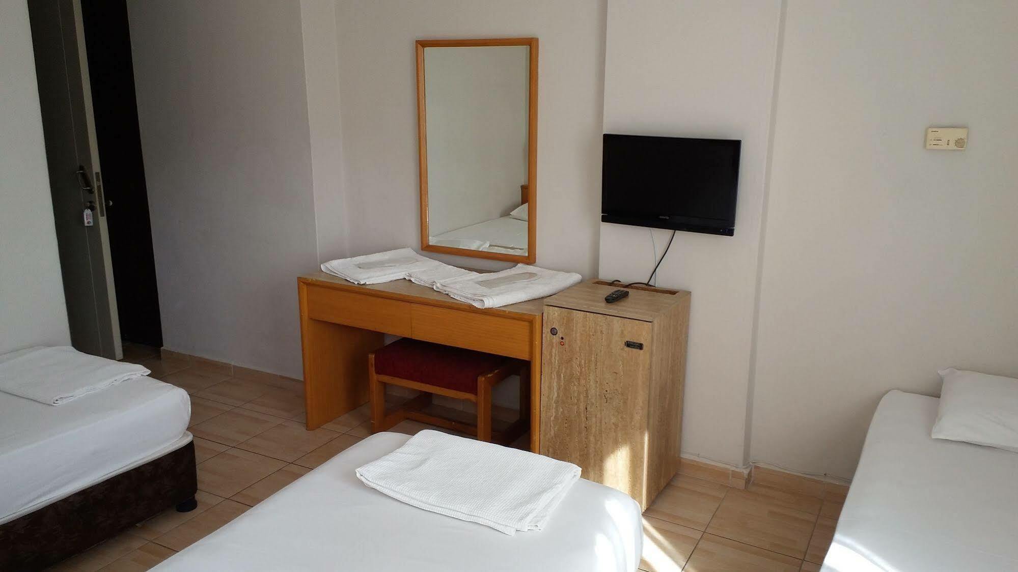 Isinda Hotel Antalya Buitenkant foto